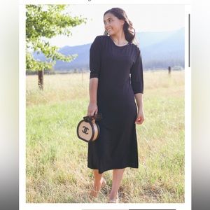 LIKE NEW! Dainty Jewells New Beginning Layering Dress (Knee Length) in Black